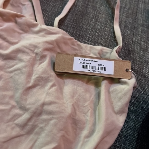 Skims Fit Everybody Cami Bodysuit - Picture 3 of 7